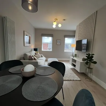Luxurious - What'app Me 00353-899-637-467 For Reservation